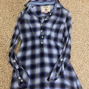 VS Pink Flannel Shirt- Perfect with Leggings! size XS